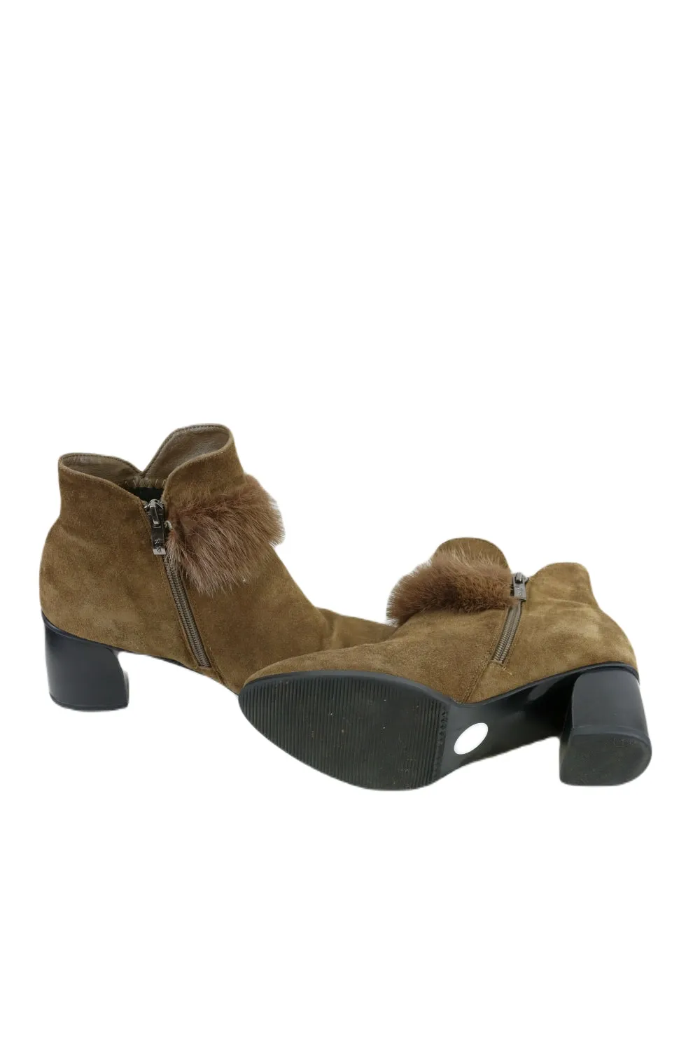 Makalu Brown Suede Finish  Boots 7 (UK)